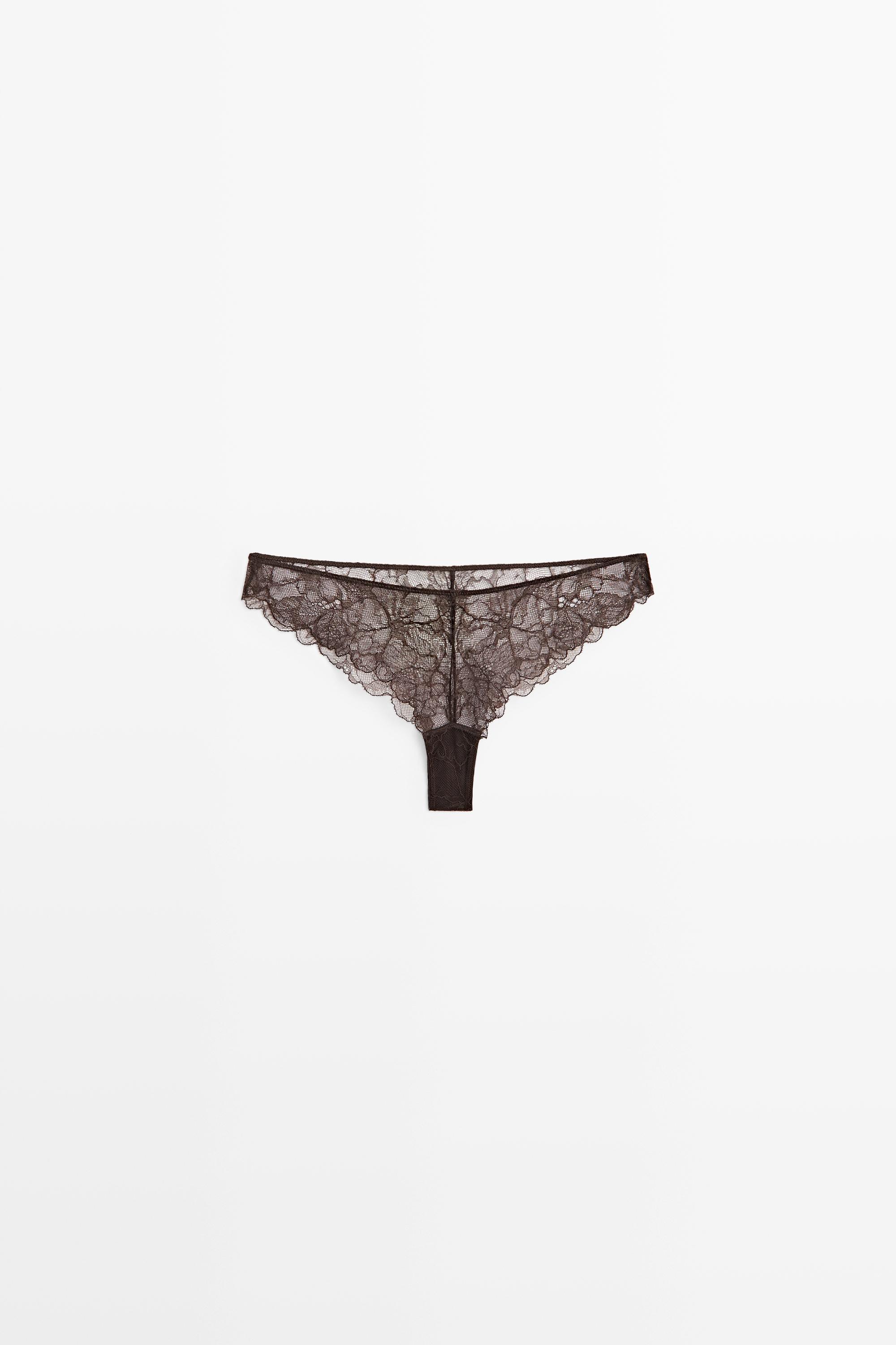 Culotte en dentelle florale